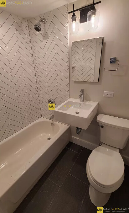 366 Hanover St, North End