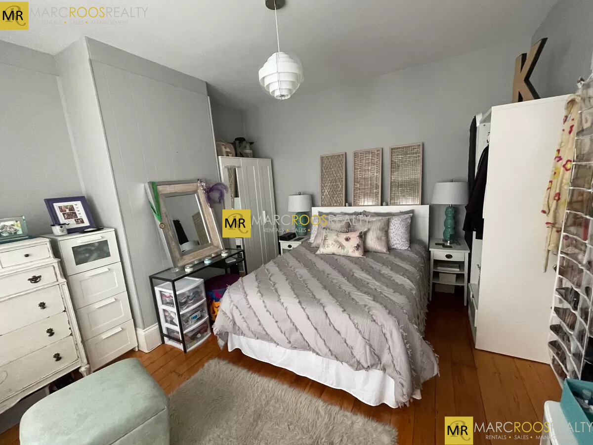 636 East 5th St, South Boston