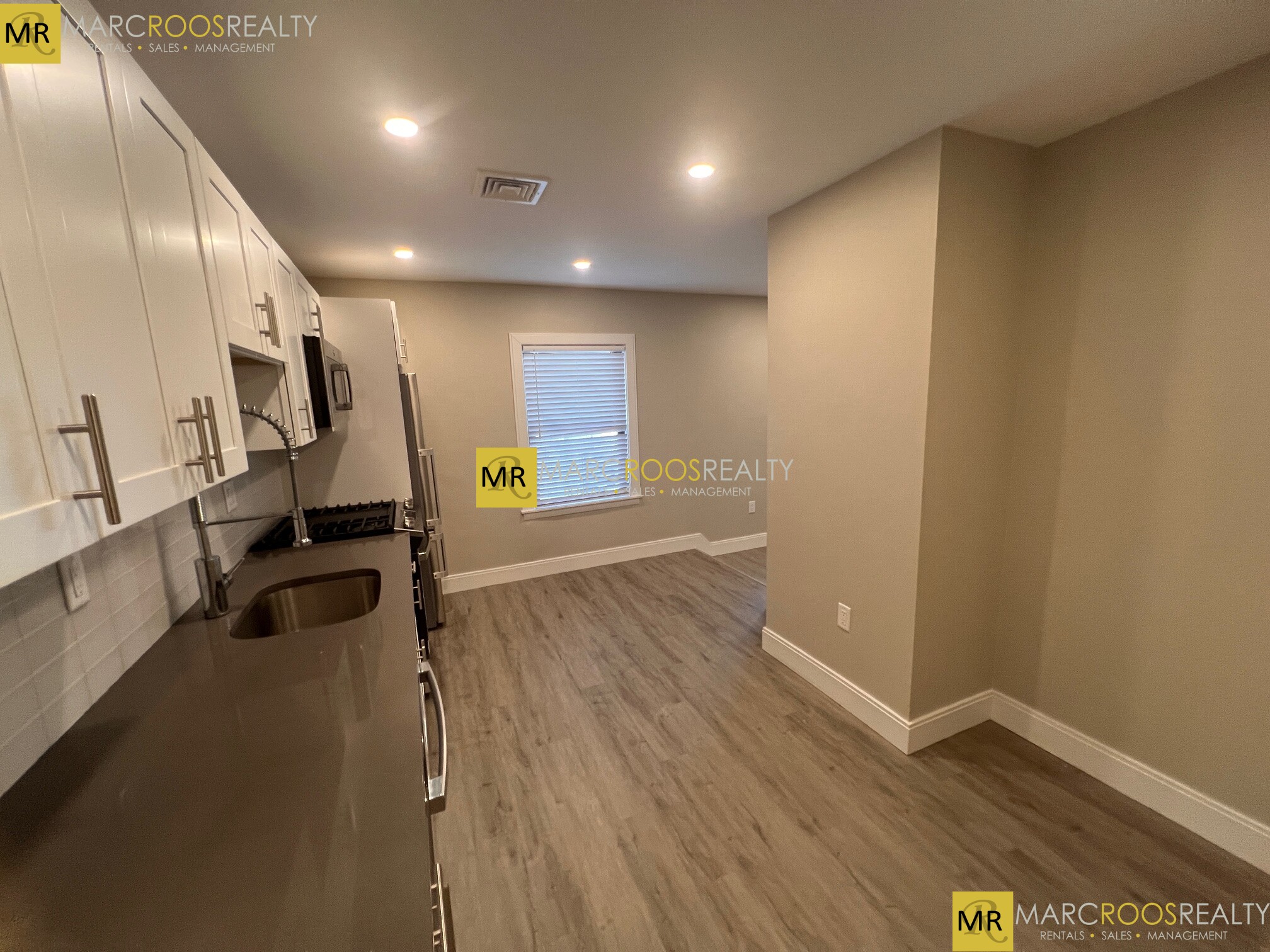 Photo 2 of Maverick Sq. Unit 302