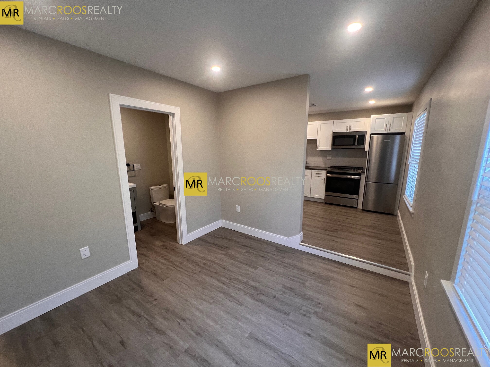 Photo 10 of Maverick Sq. Unit 302
