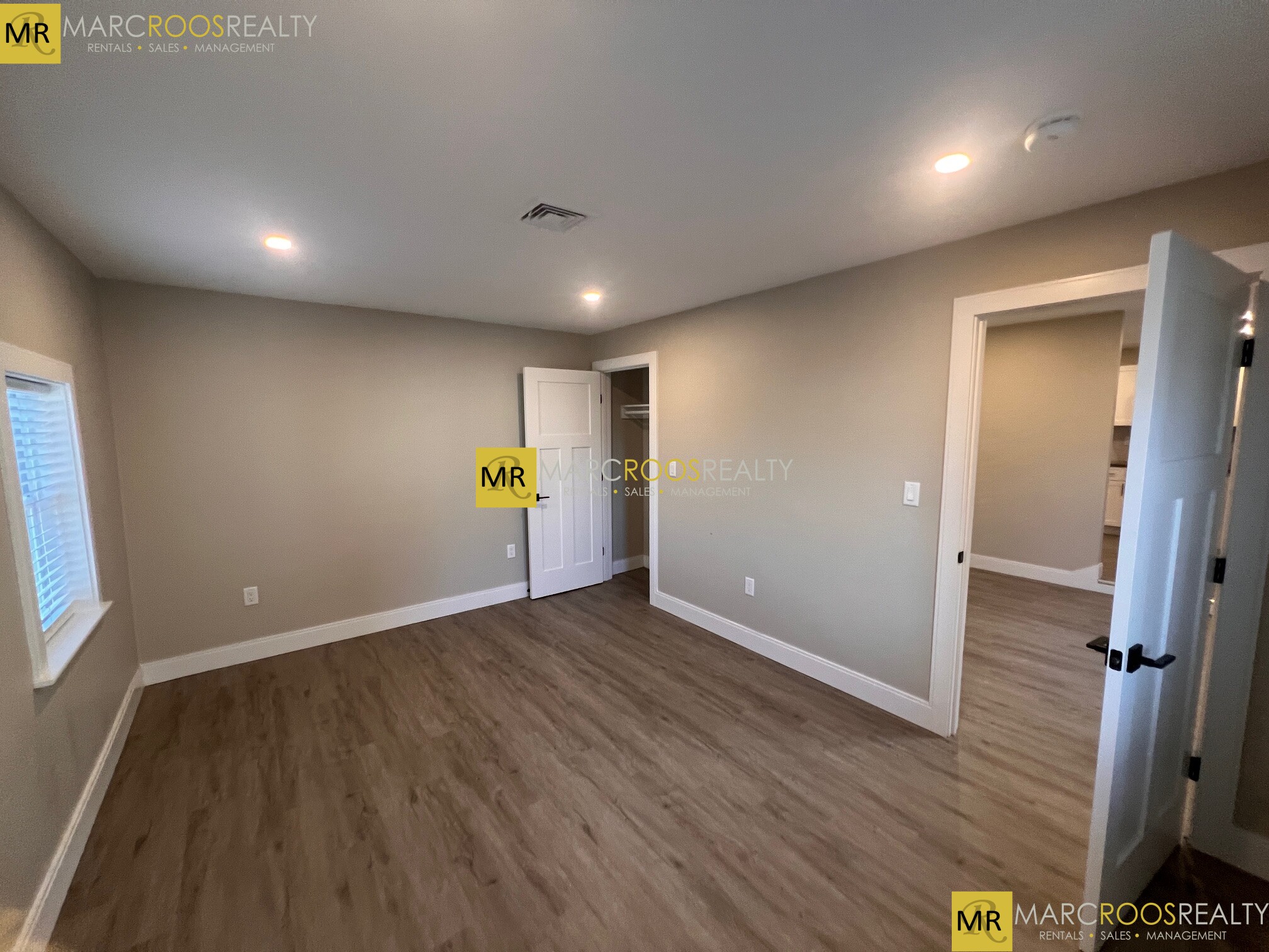 Photo 16 of Maverick Sq. Unit 302
