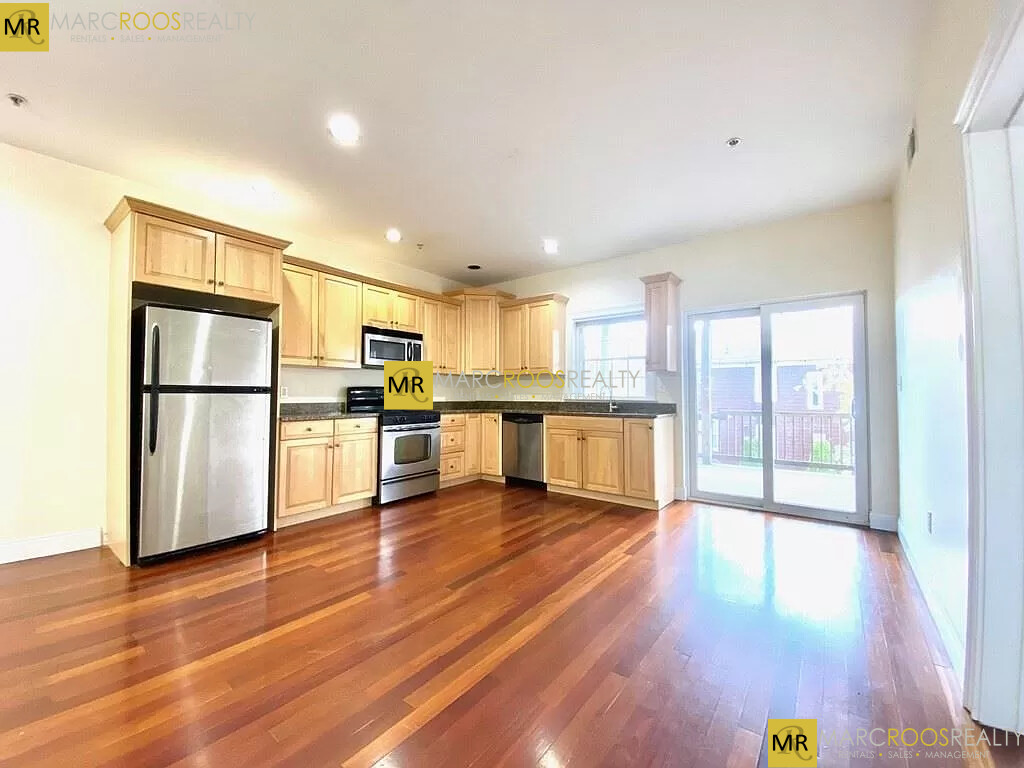 661 Bennington St, East Boston