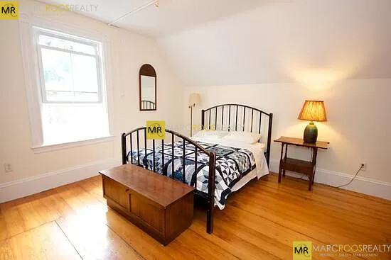 9 Anson St, Jamaica Plain