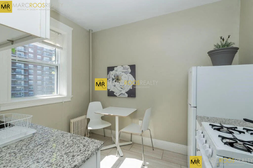 Photo 6 of Worthington St. Unit 5