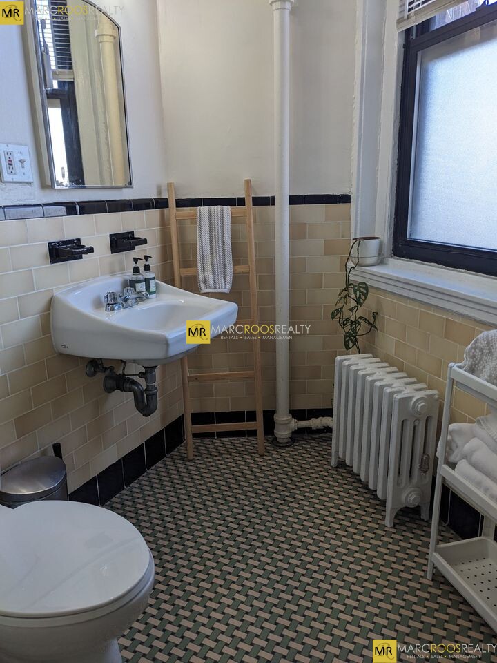 504 Beacon St, Back Bay