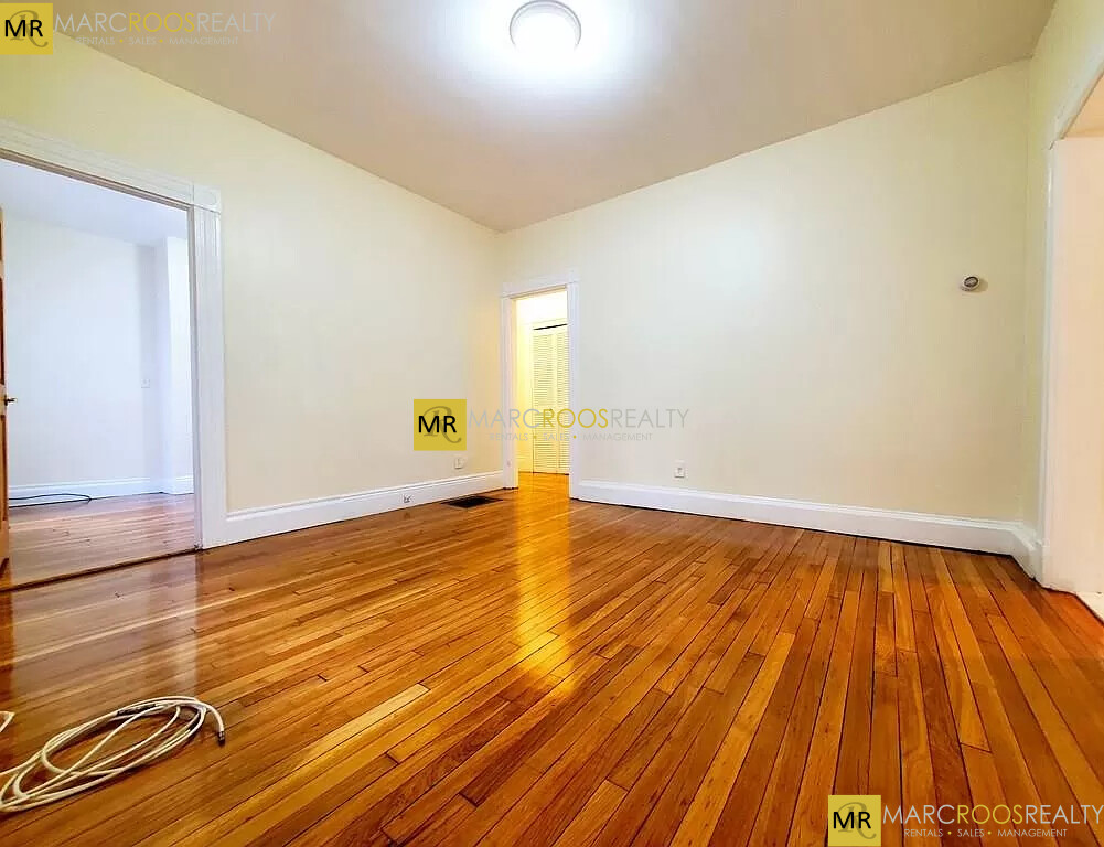 Photo 14 of 185 Beacon St. Unit 1