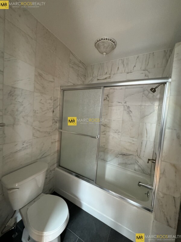 Photo 4 of 254 Newbury St. Unit 5