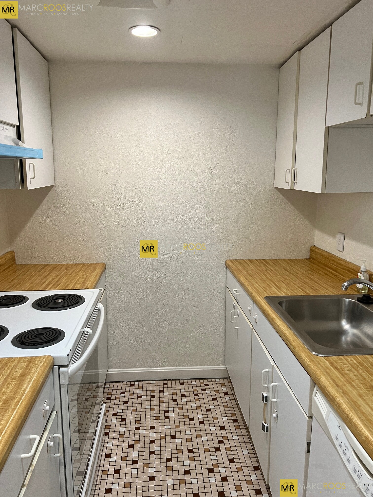 99 Broadway St, Back Bay