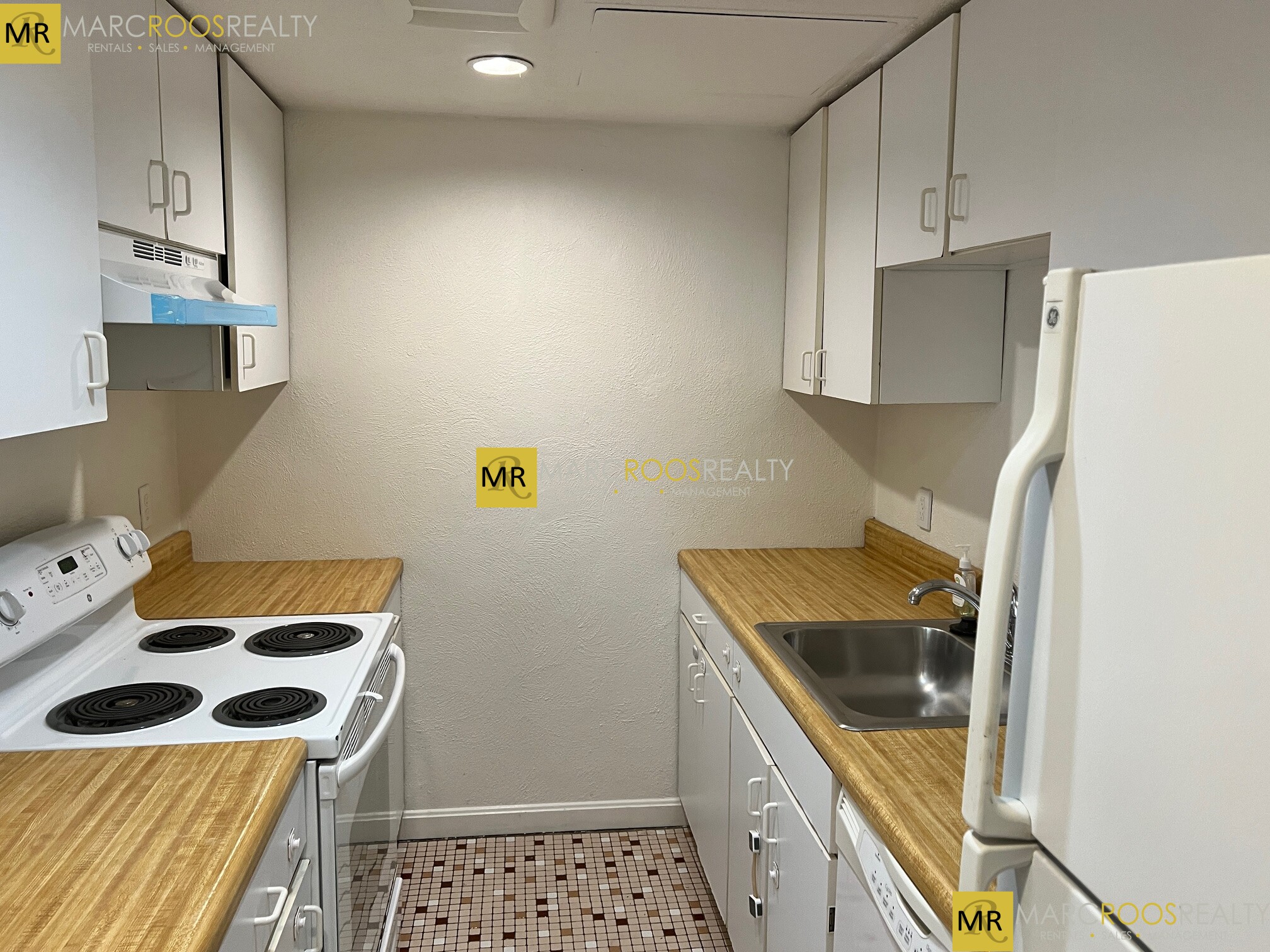 99 Broadway St, Back Bay