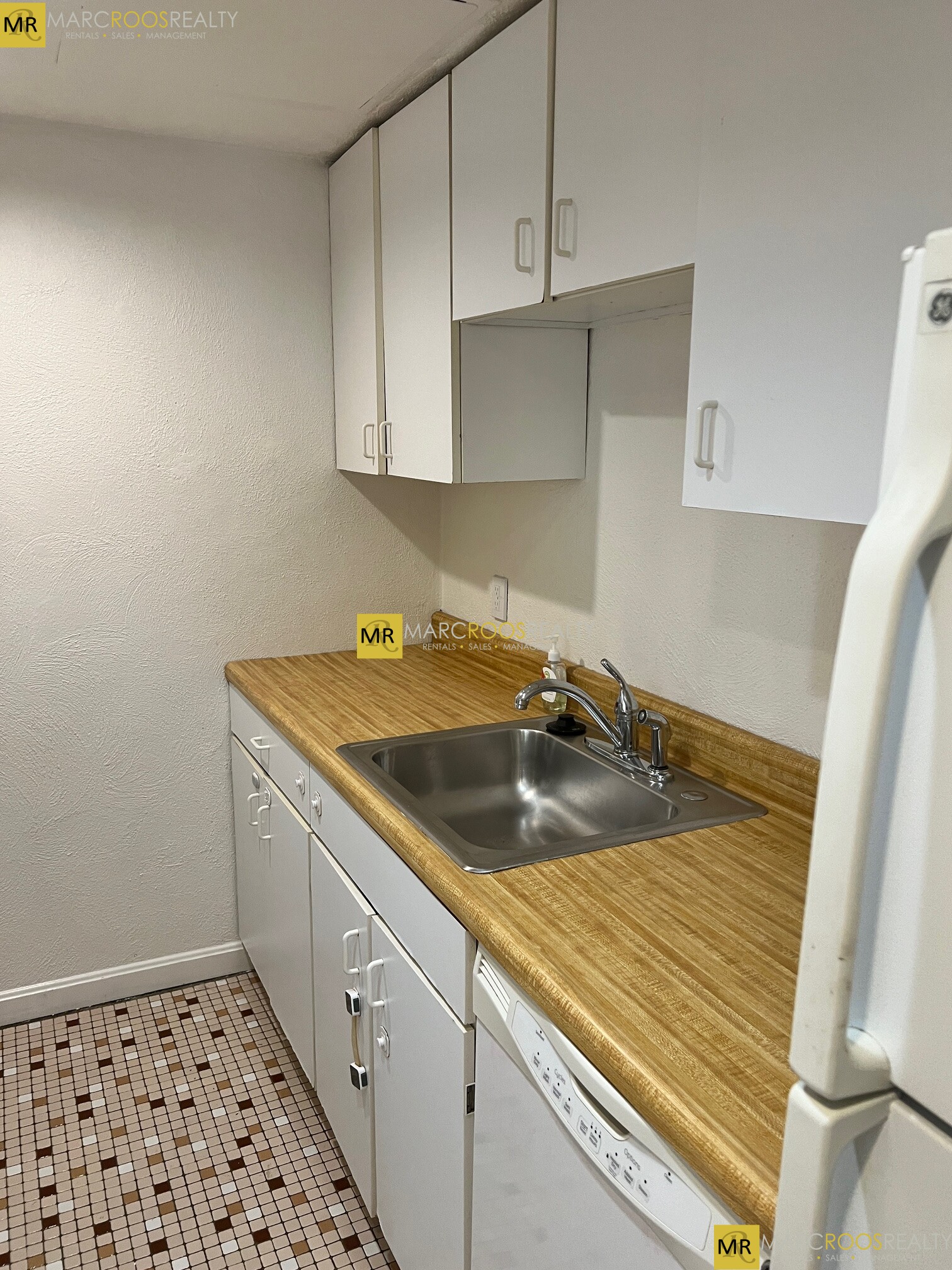 99 Broadway St, Back Bay