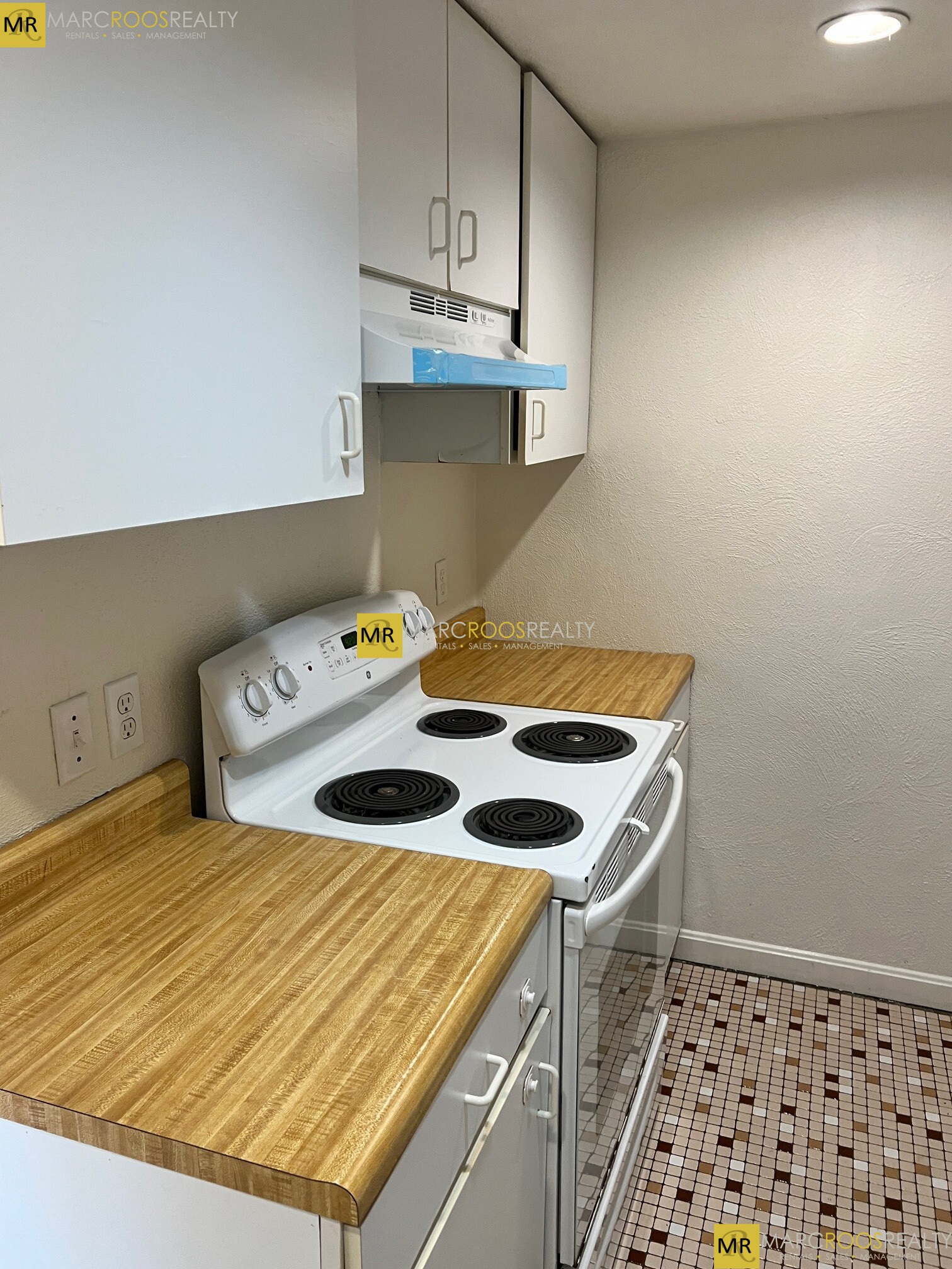 99 Broadway St, Back Bay