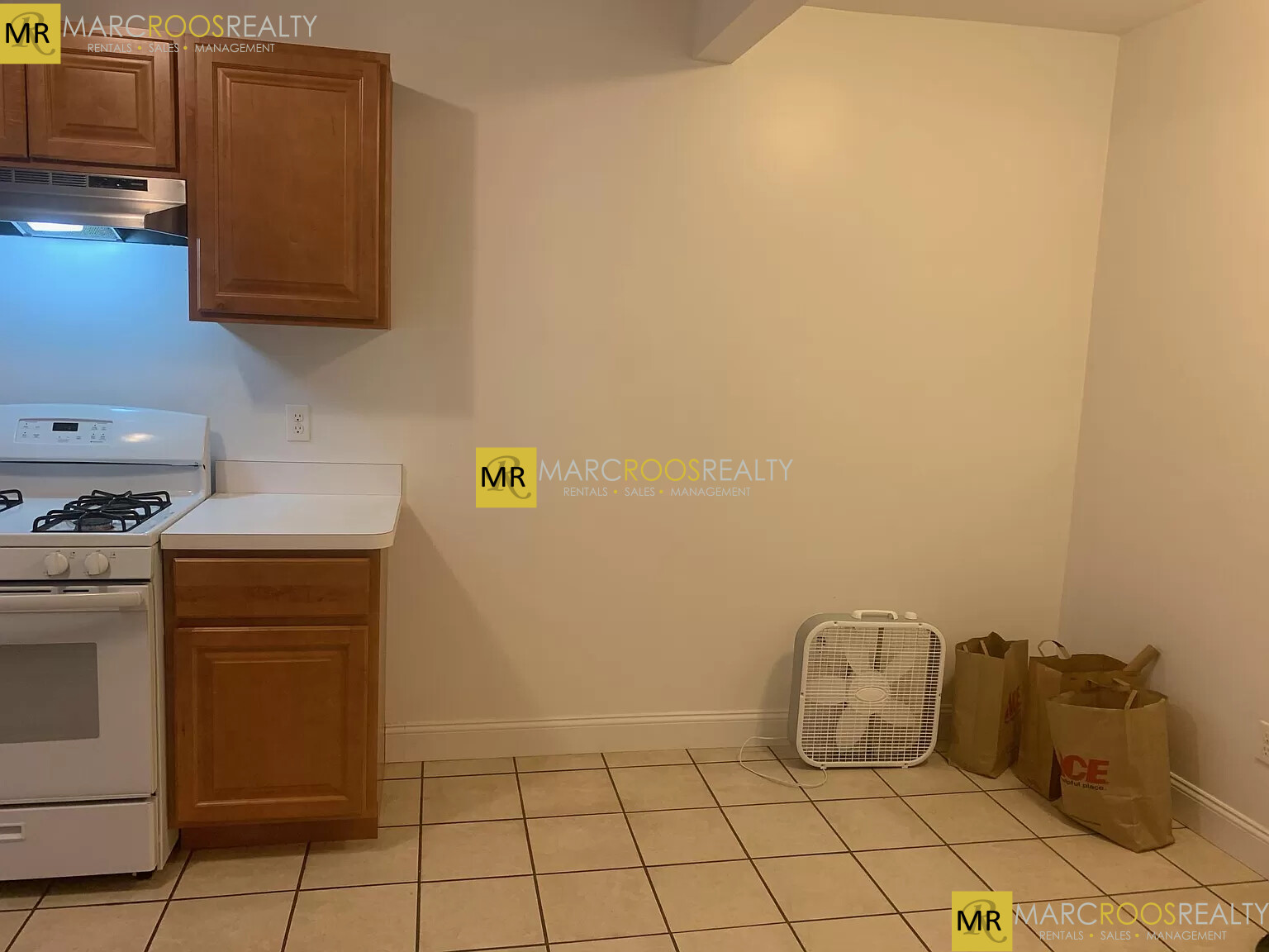 73 Magazine St, Cambridgeport