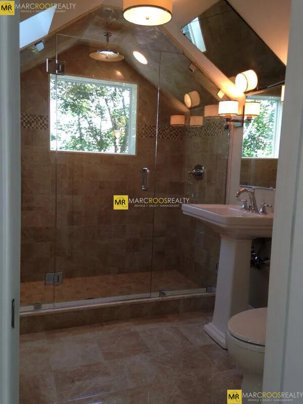 7 Acron Rd, High Street Hill