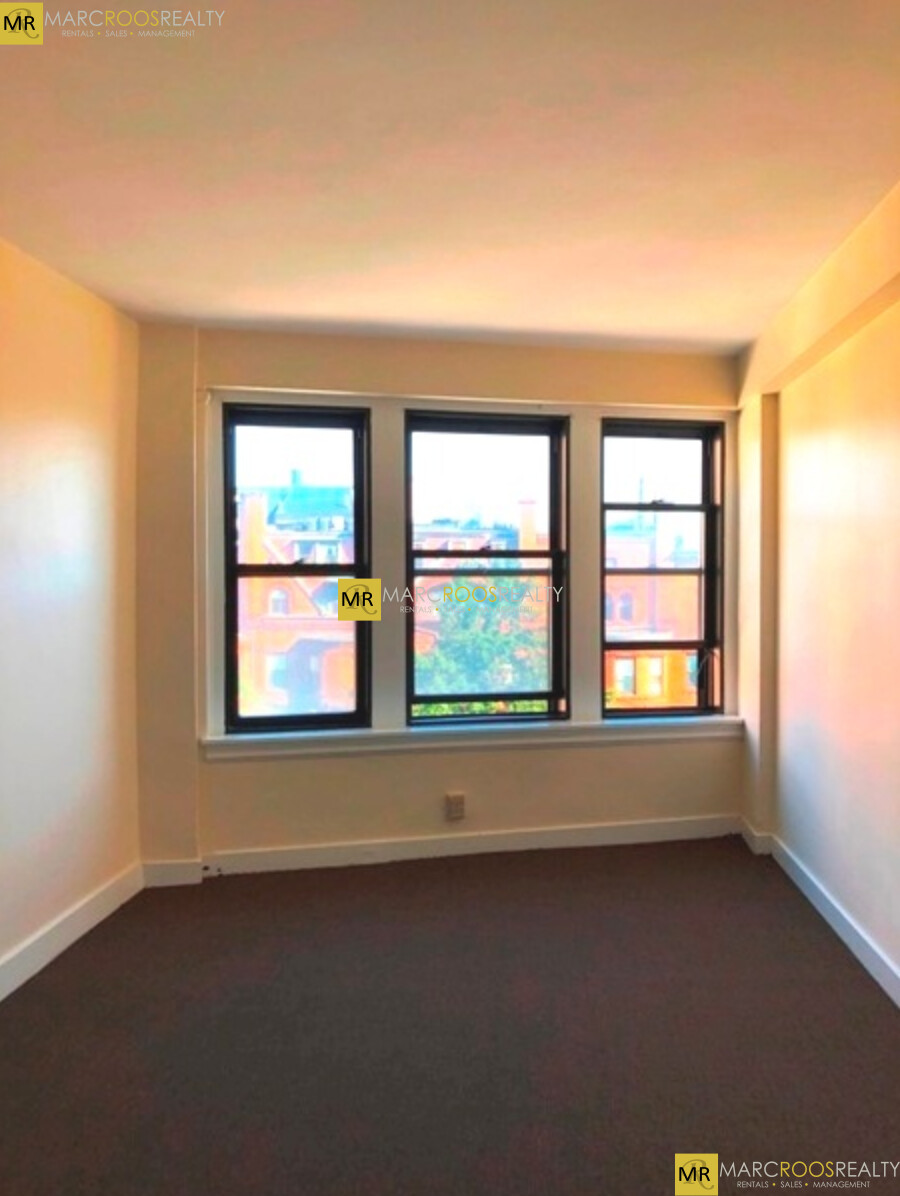 Photo 4 of 475 Commonwealth Ave. Unit 605