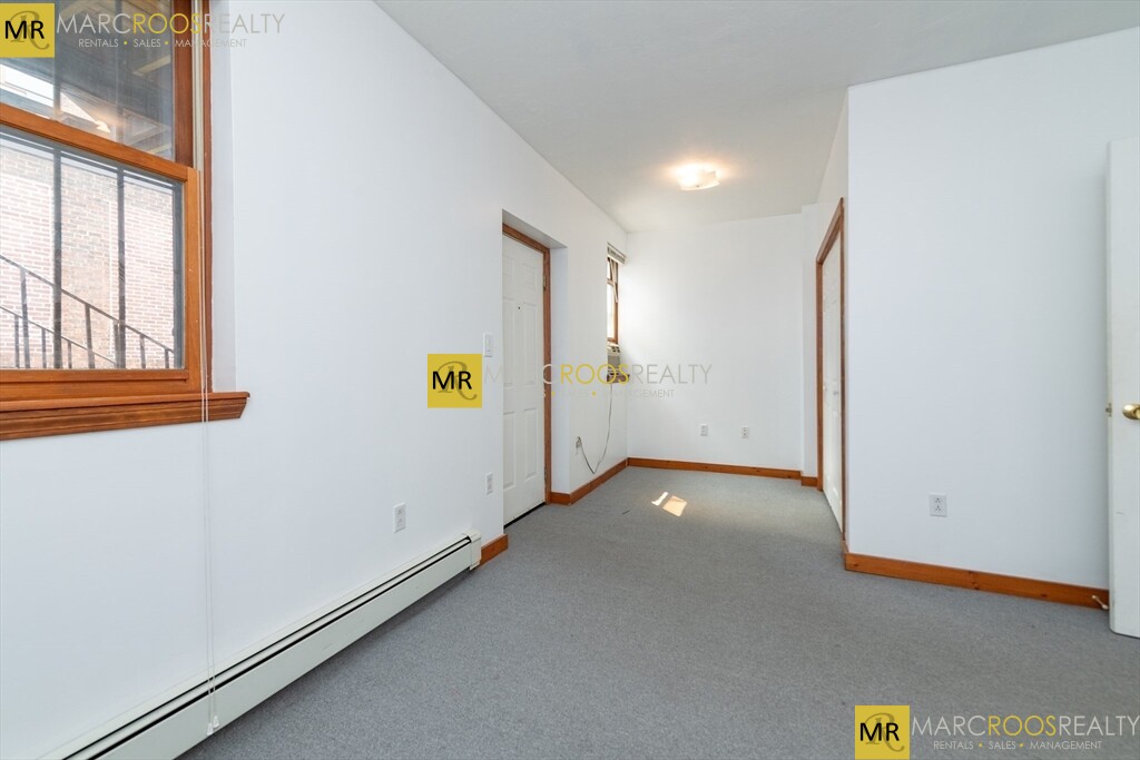 18 Edgerly Rd, Fenway