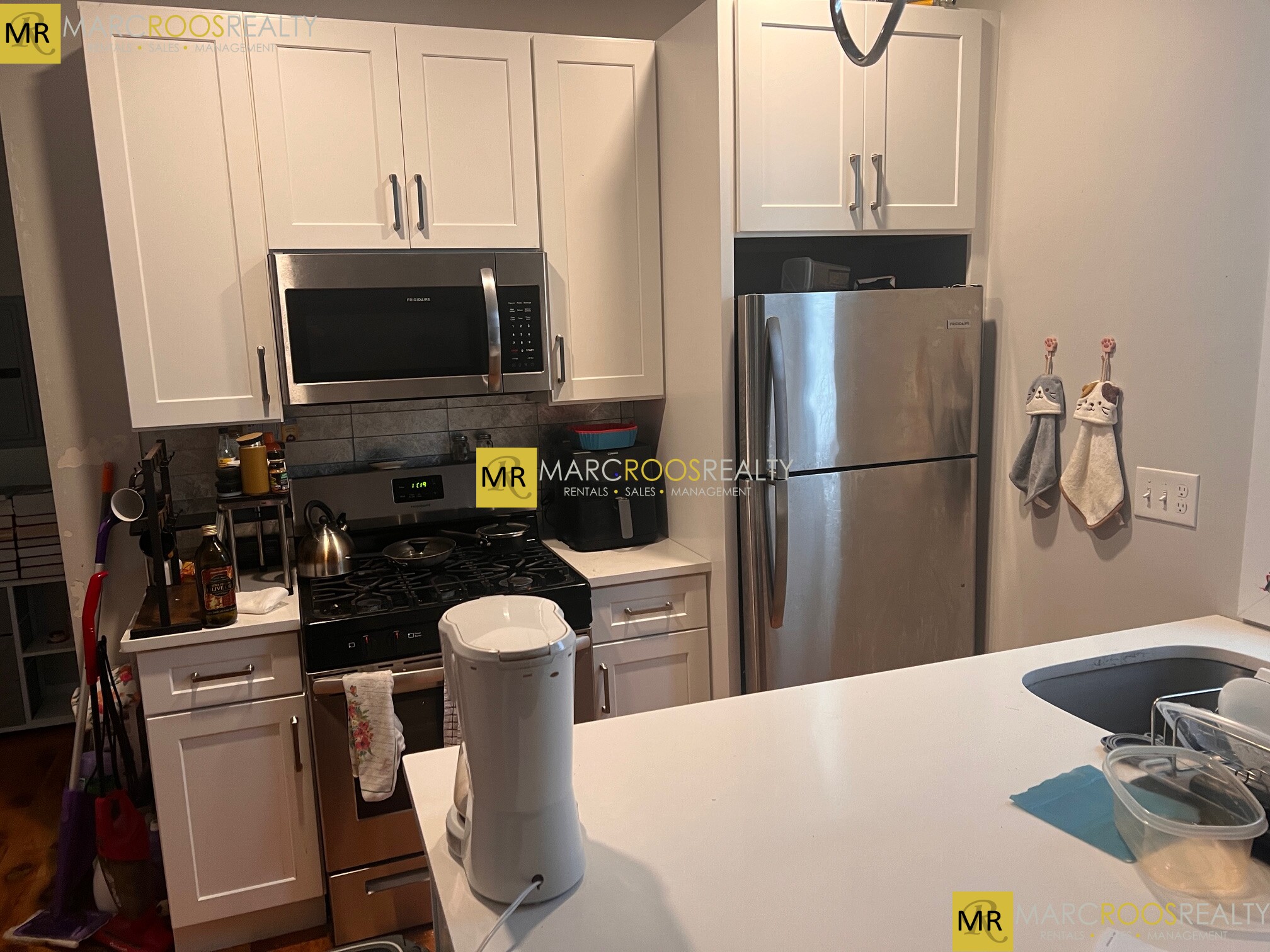 283 Chelsea St, East Boston