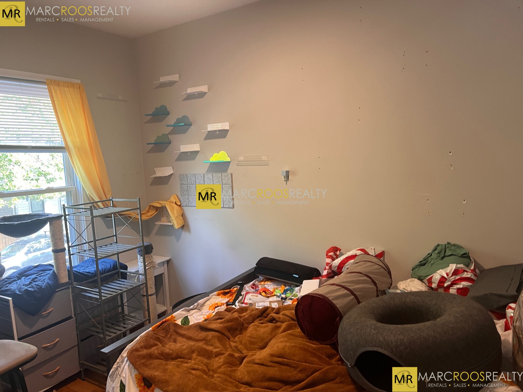 283 Chelsea St, East Boston