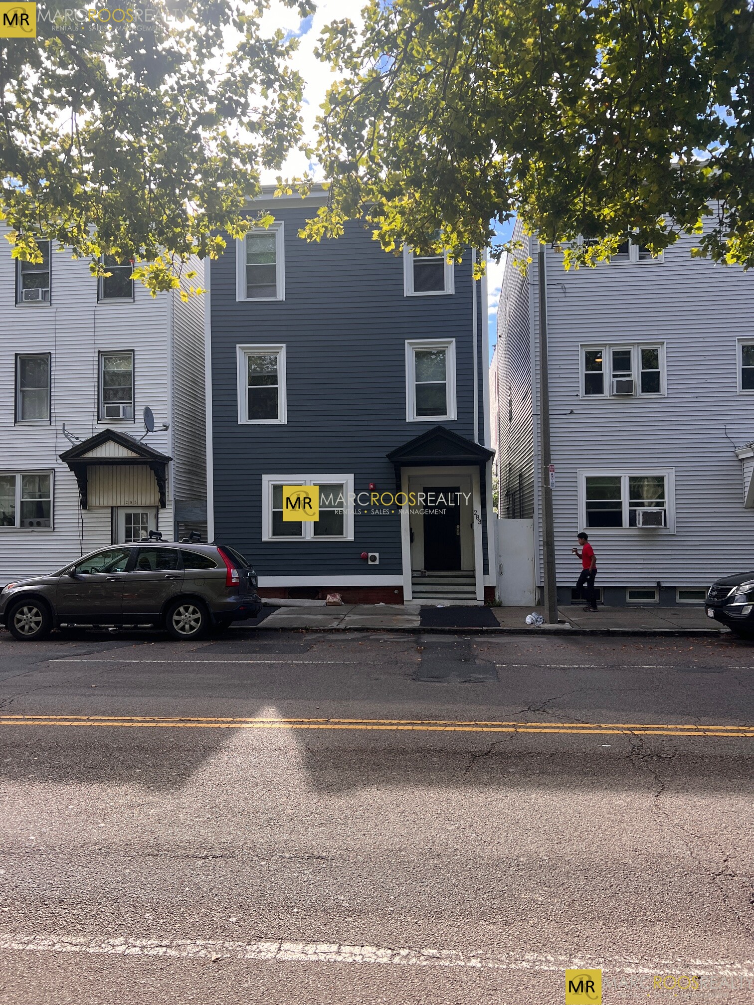 283 Chelsea St, East Boston