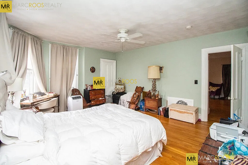 234 Cypress St, Brookline