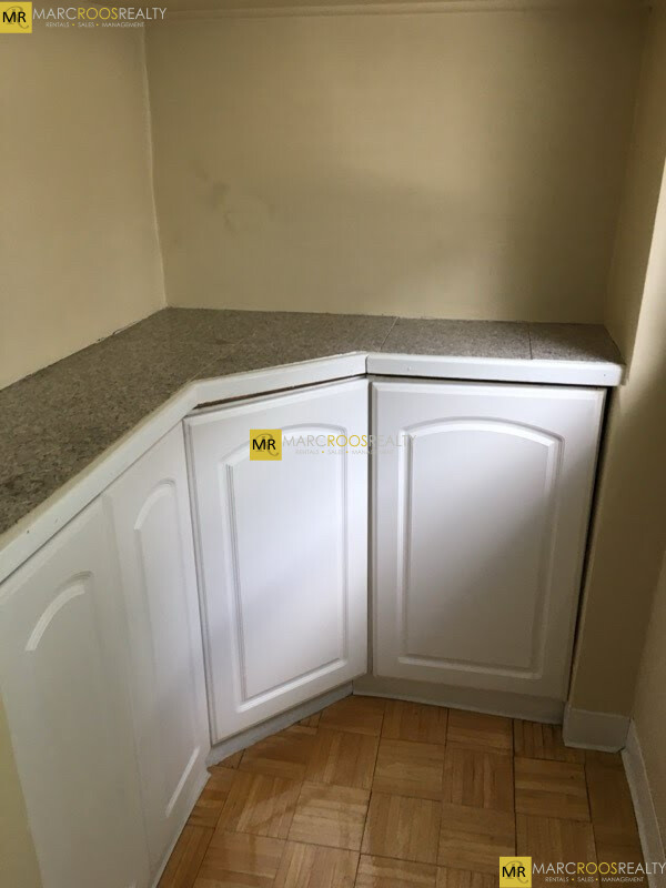 Photo 3 of Chetwynd Rd. Unit 1 [NO ADS]