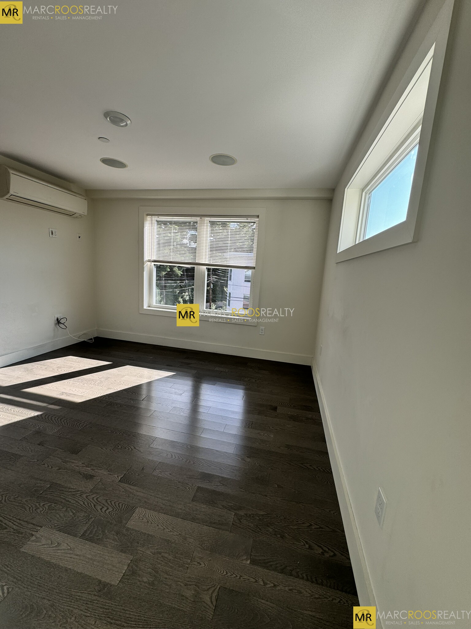 53 Kent St, Ward Two