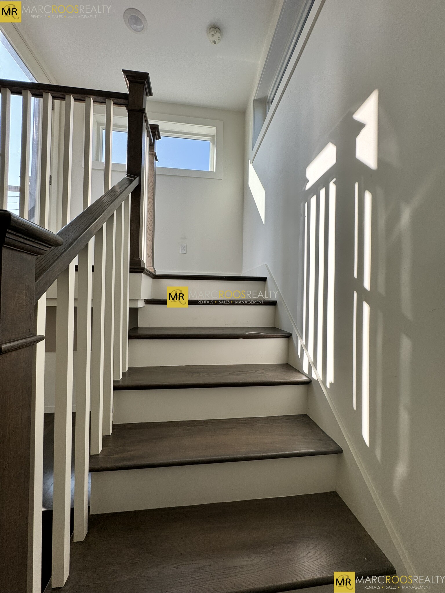 53 Kent St, Ward Two