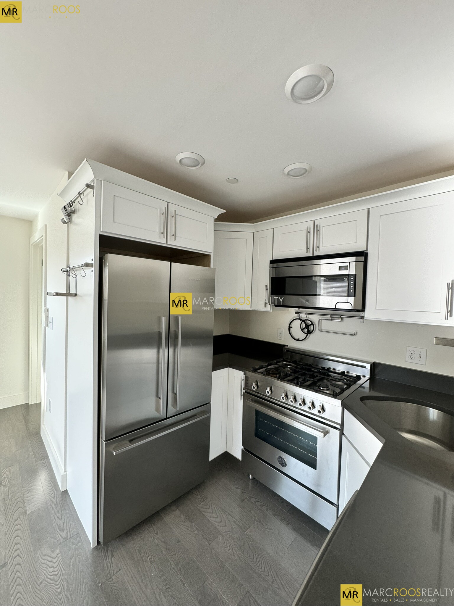 53 Kent St, Ward Two