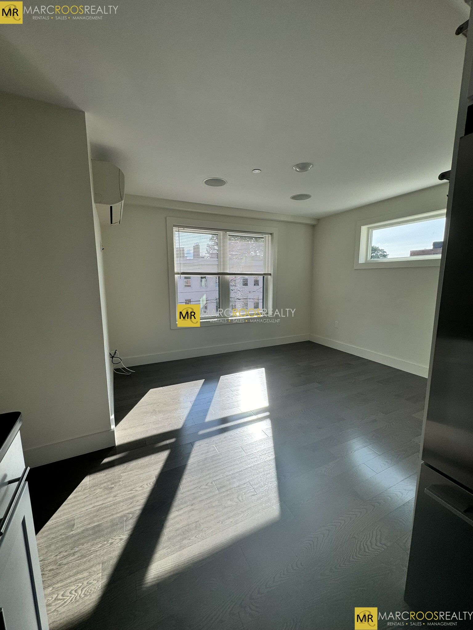 53 Kent St, Ward Two