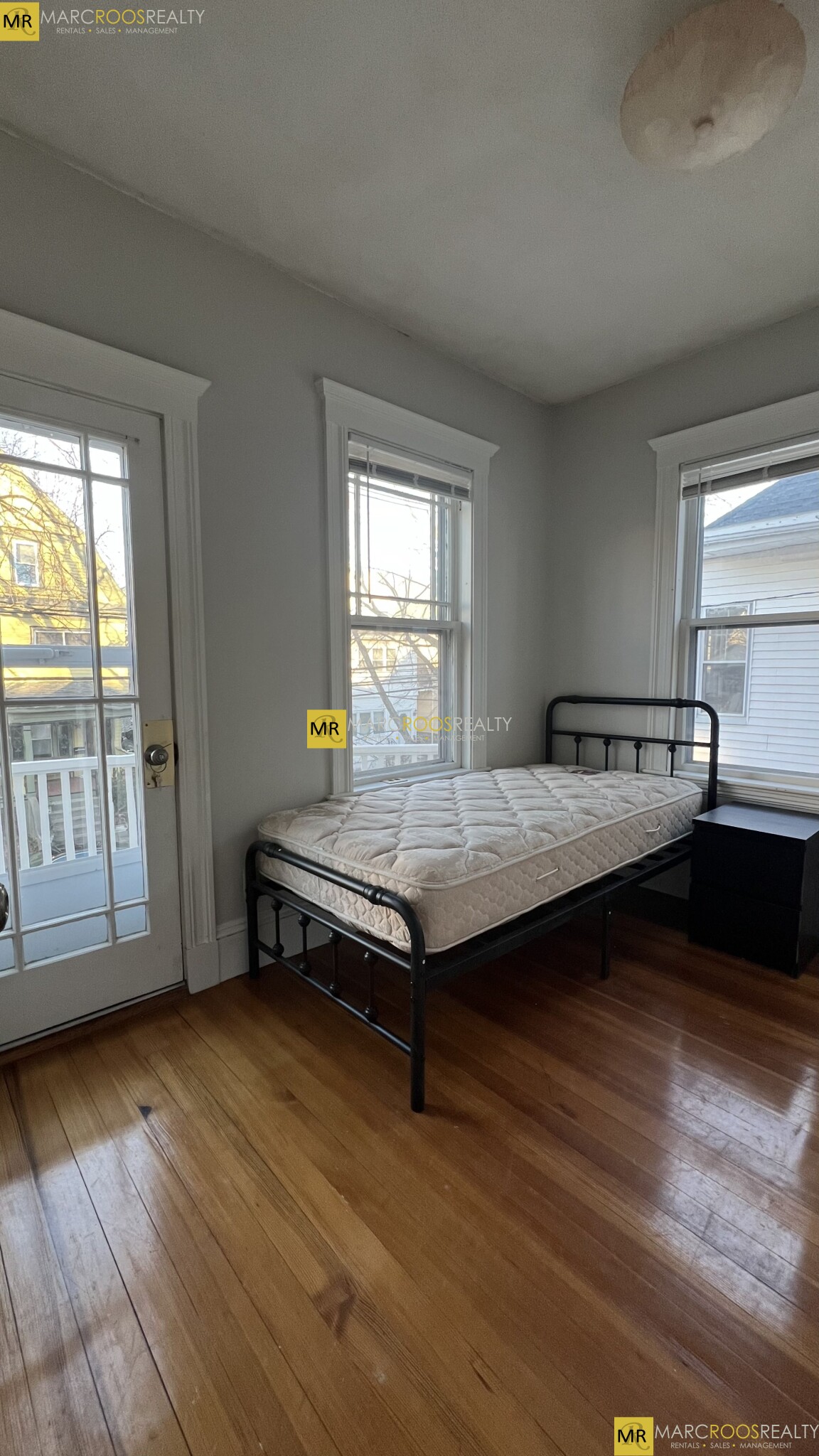 77 Pearson Rd, Tufts