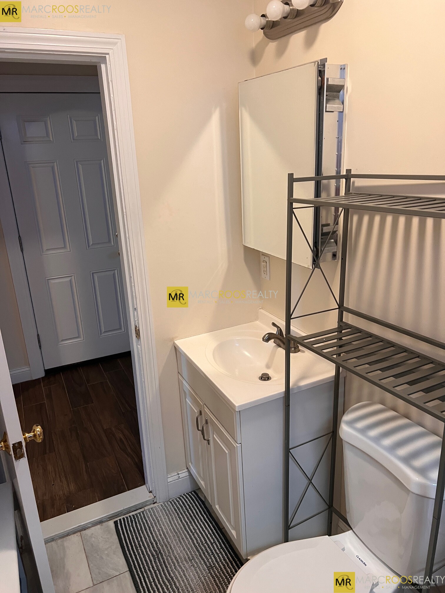 234 Lexington St, Eagle Hill