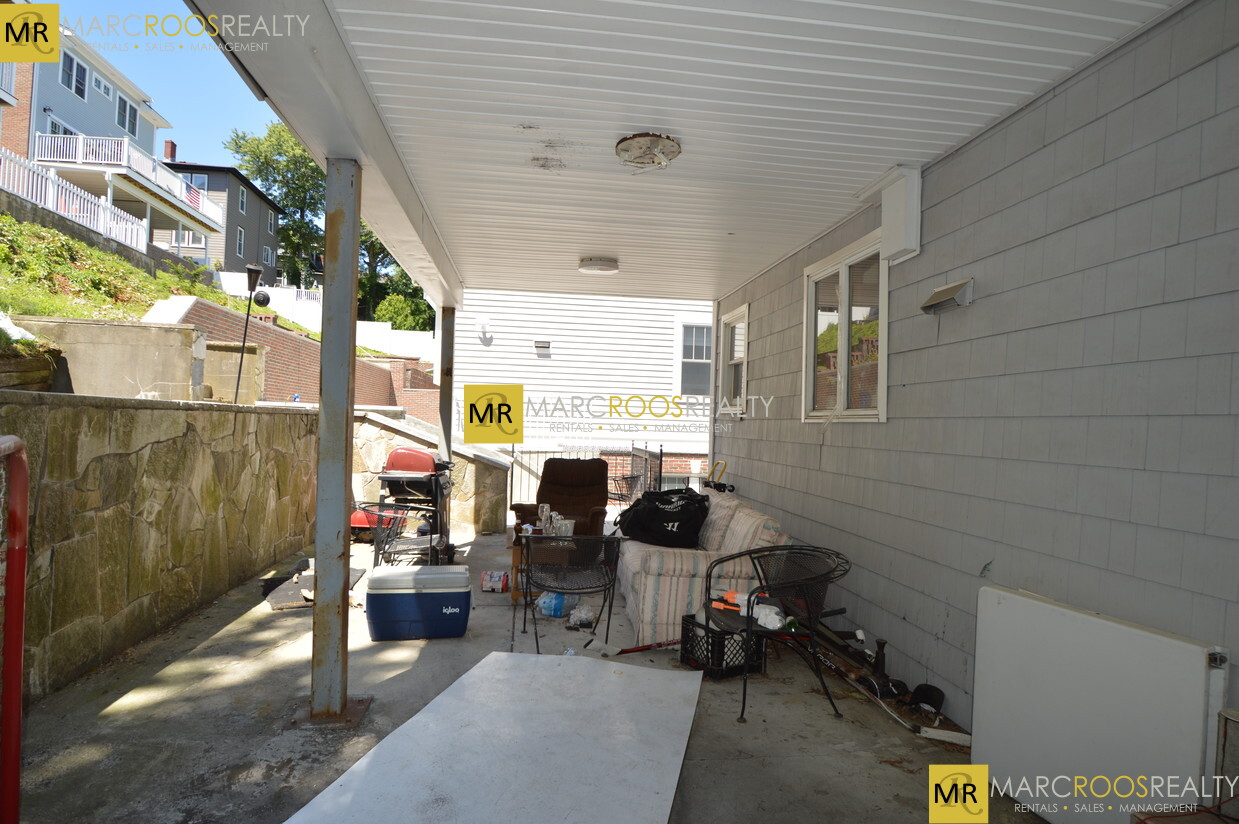 42 Gerrish St, Oak Square