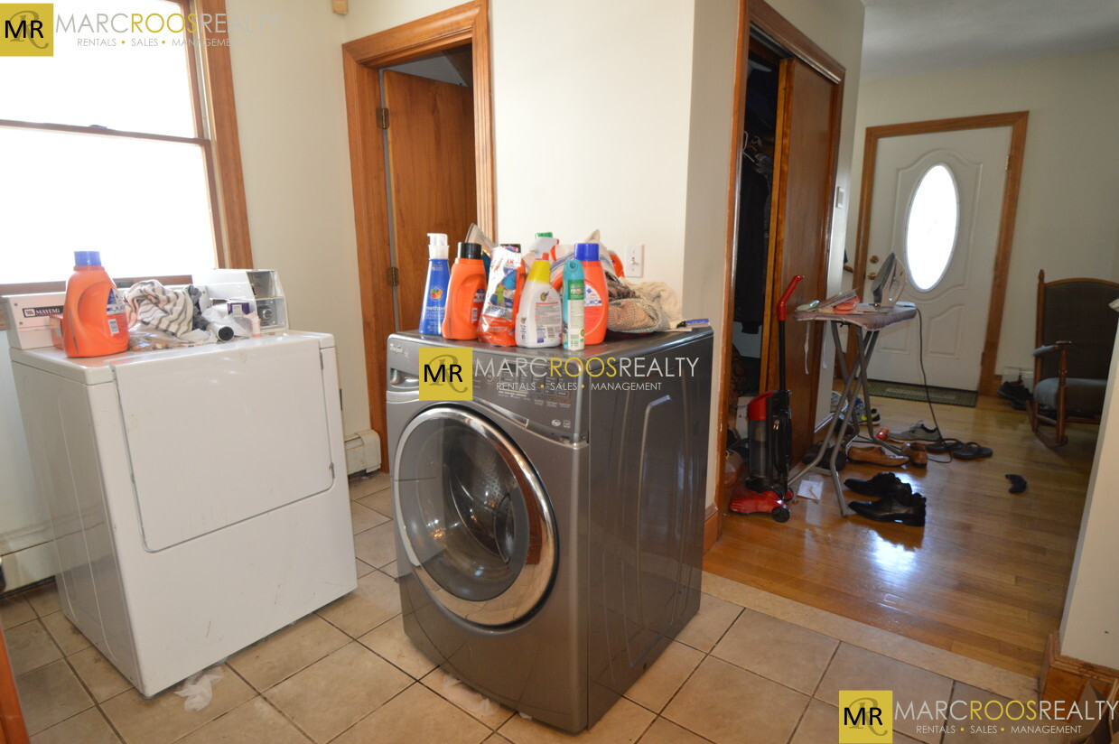 42 Gerrish St, Oak Square