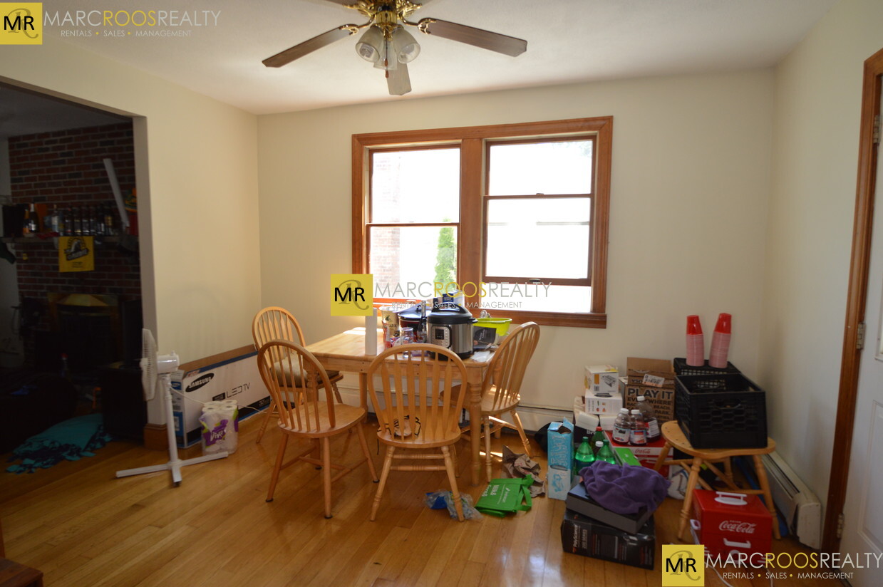 42 Gerrish St, Oak Square