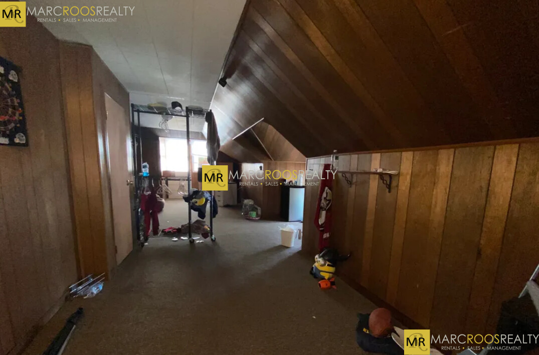 Photo 13 of Foster Unit 2