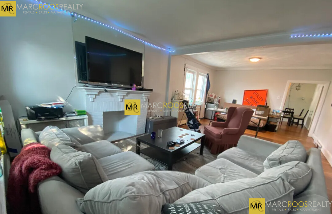 Photo 4 of Foster Unit 2