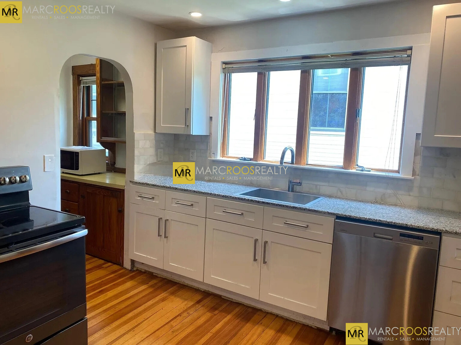 12 Upland Rd, West Somerville