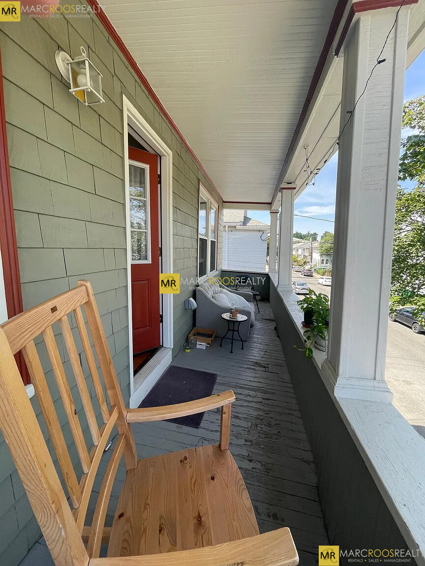 60 Frederick Ave, South Medford