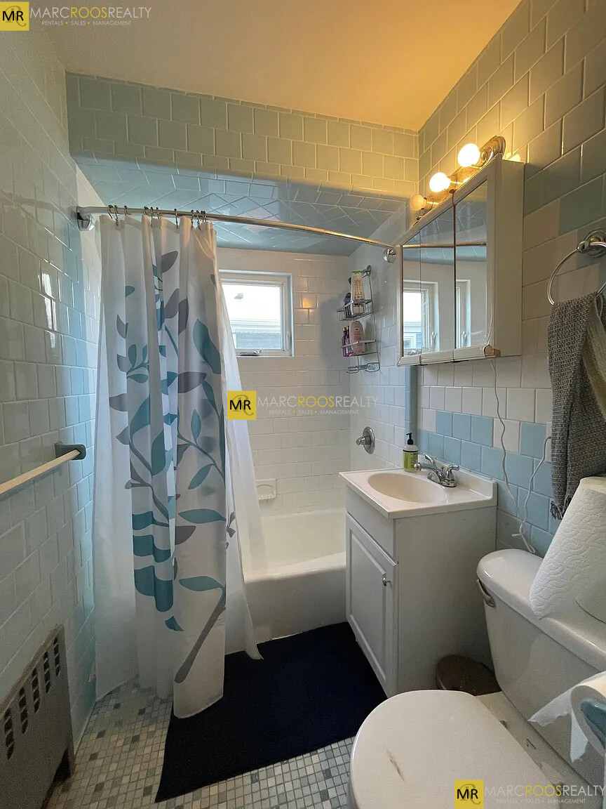 60 Frederick Ave, South Medford