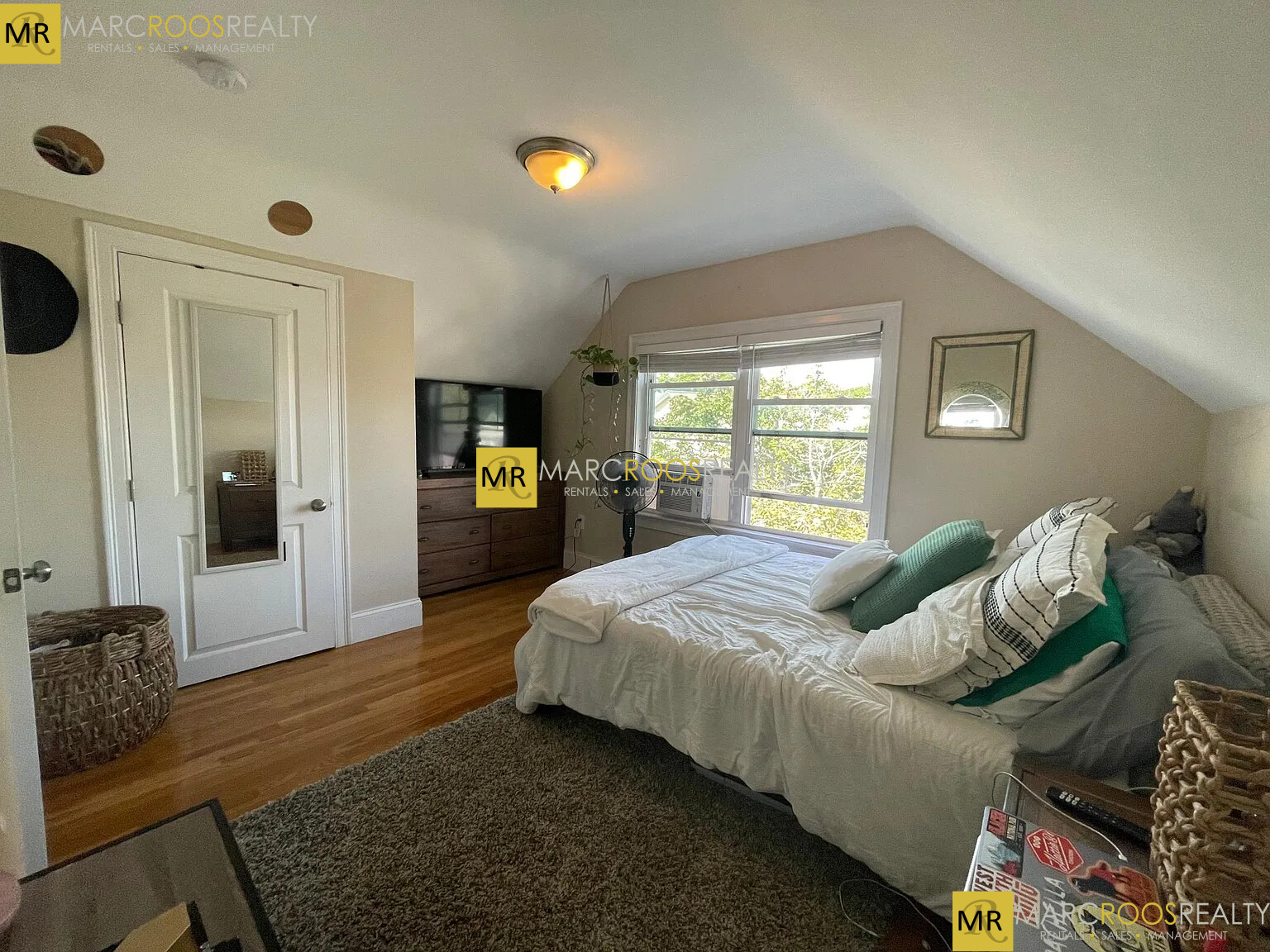 60 Frederick Ave, South Medford