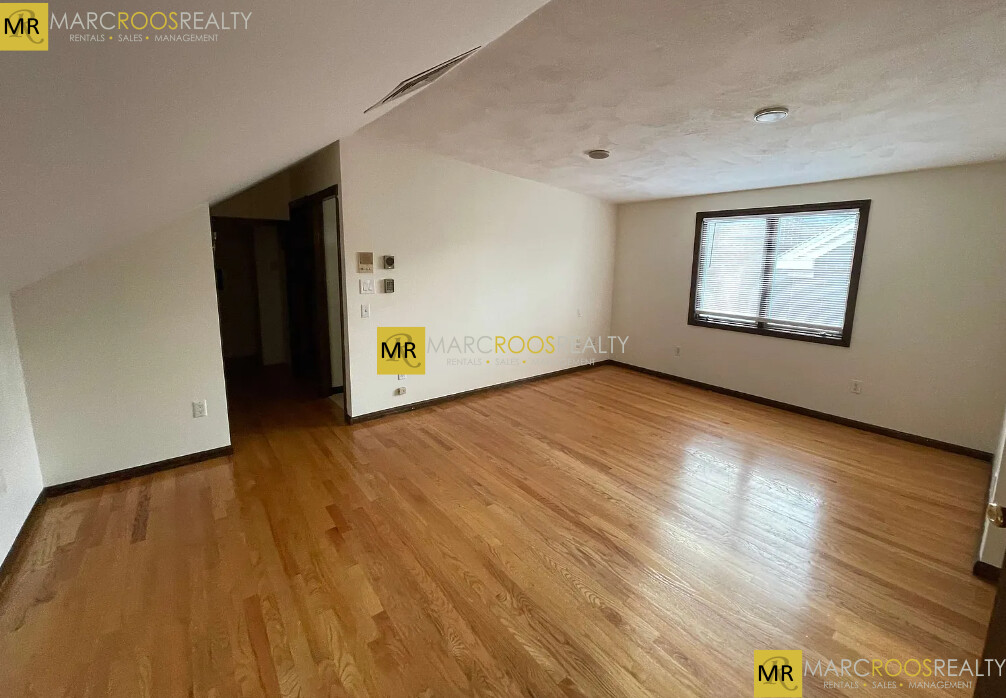 50 Hamilton St, Medford