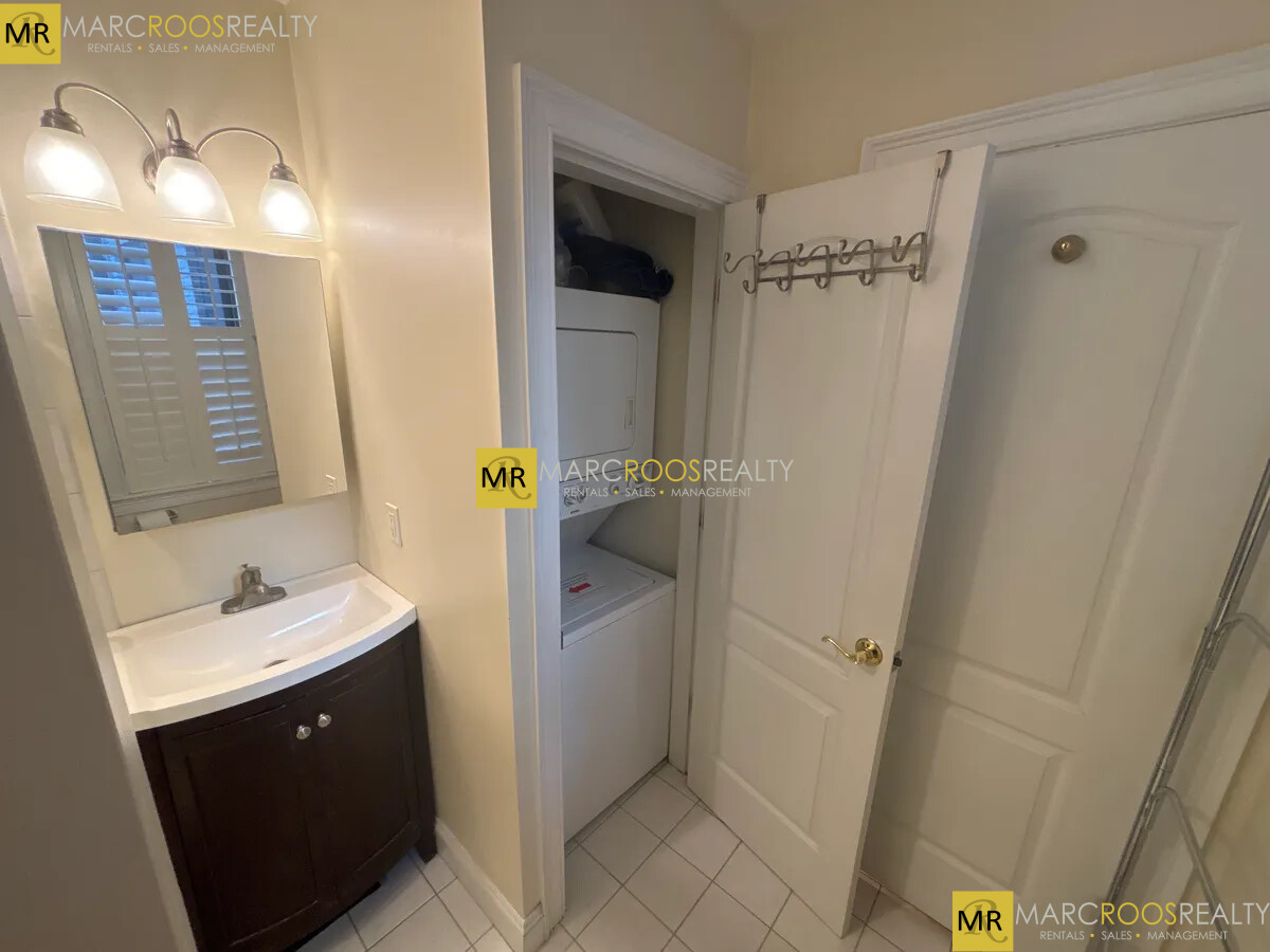 454 Hanover St, North End