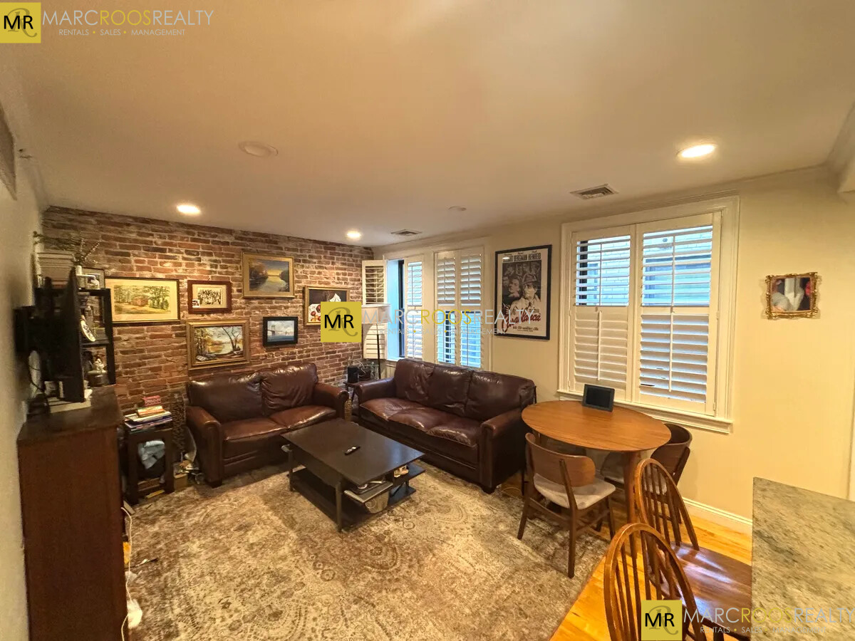 454 Hanover St, North End