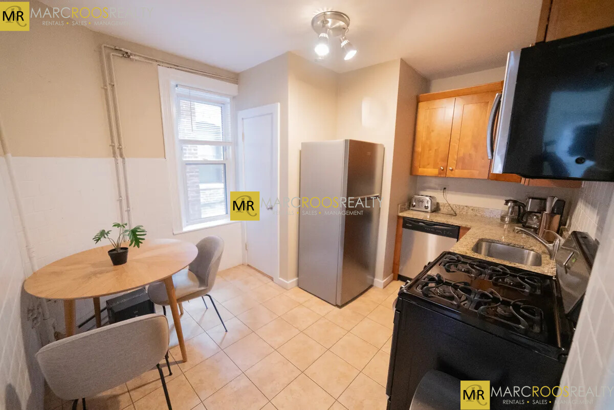 12 Foster St, North End