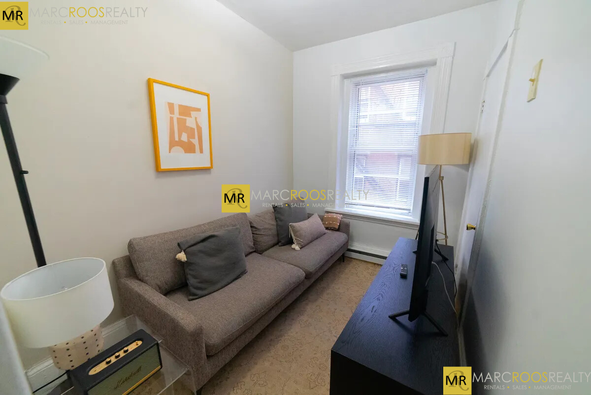 12 Foster St, North End