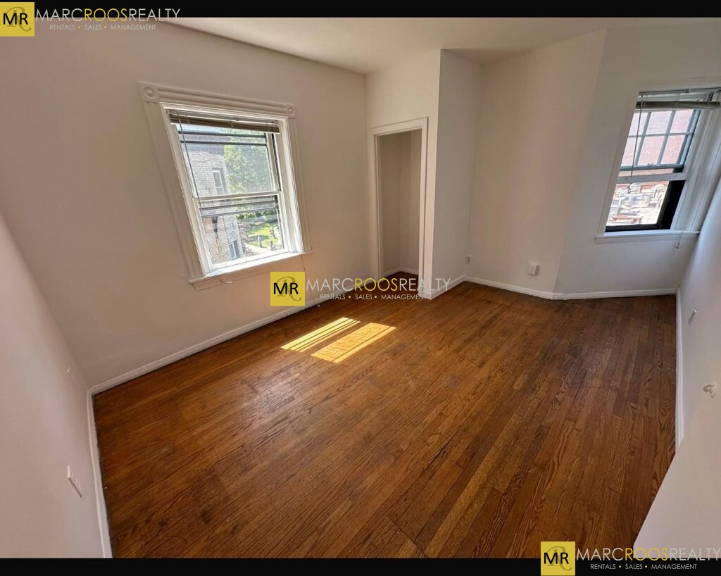 Photo 3 of Beacon Unit ROOM