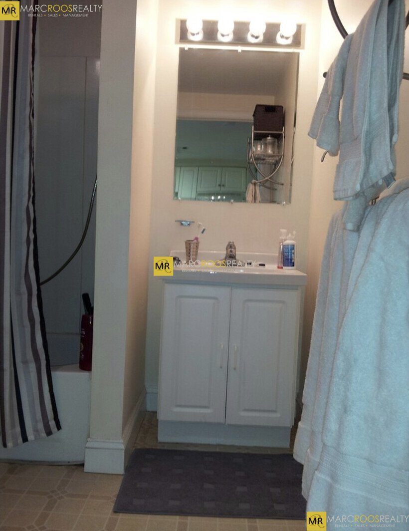 Photo 8 of Glencoe St. Unit 4