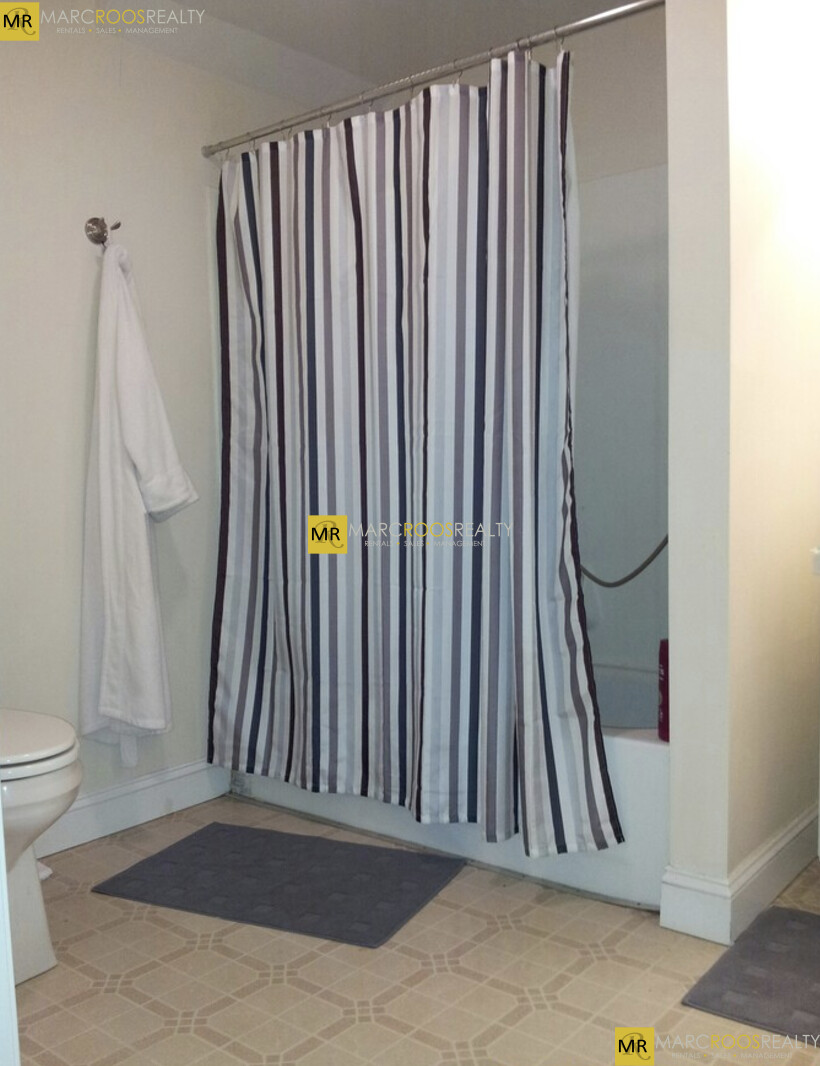 Photo 9 of Glencoe St. Unit 4