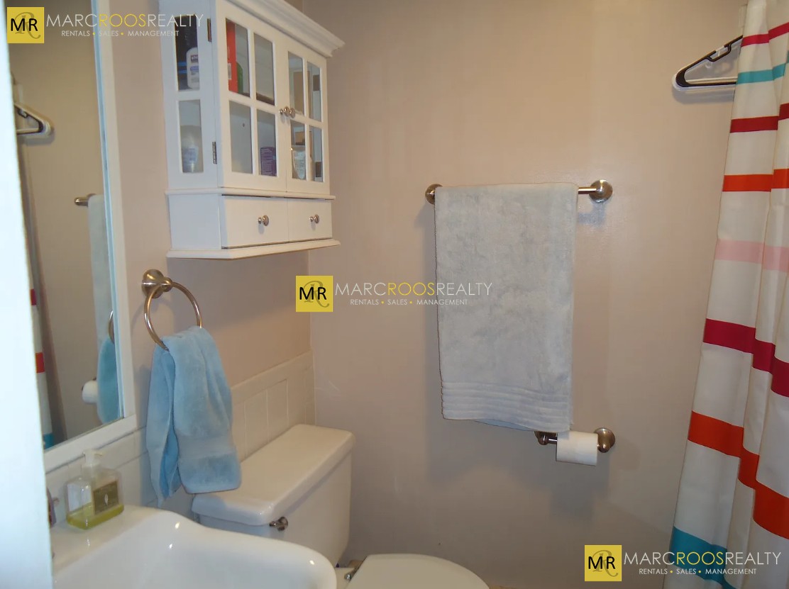 Photo 5 of 601 Tremont St. Unit 1