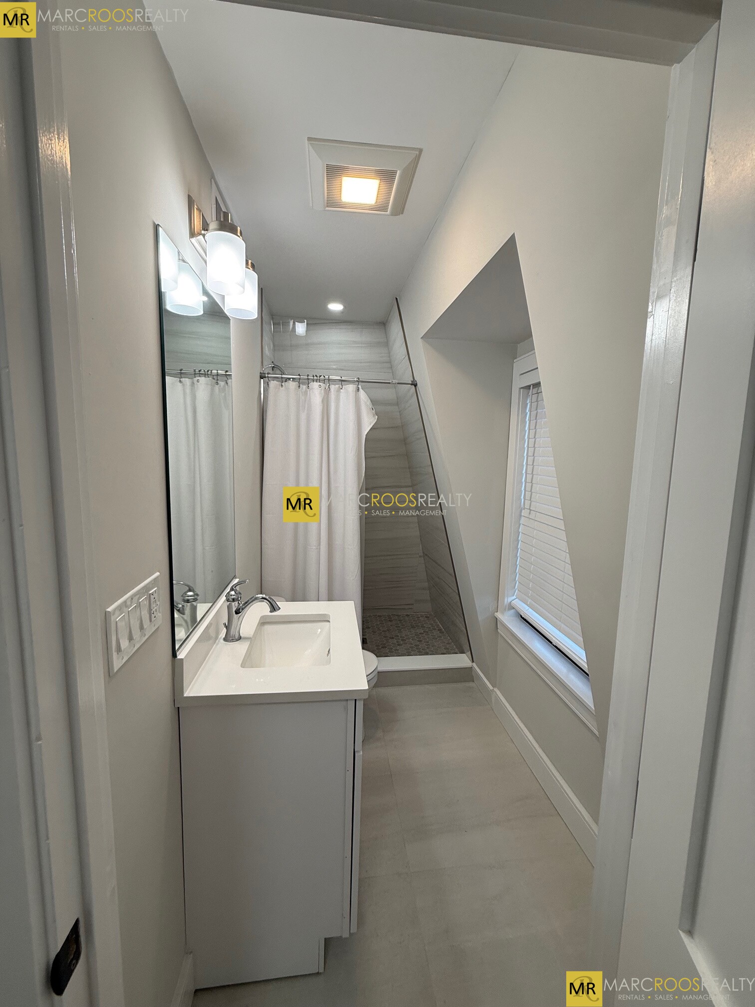 Photo 26 of Trenton St. Unit 3