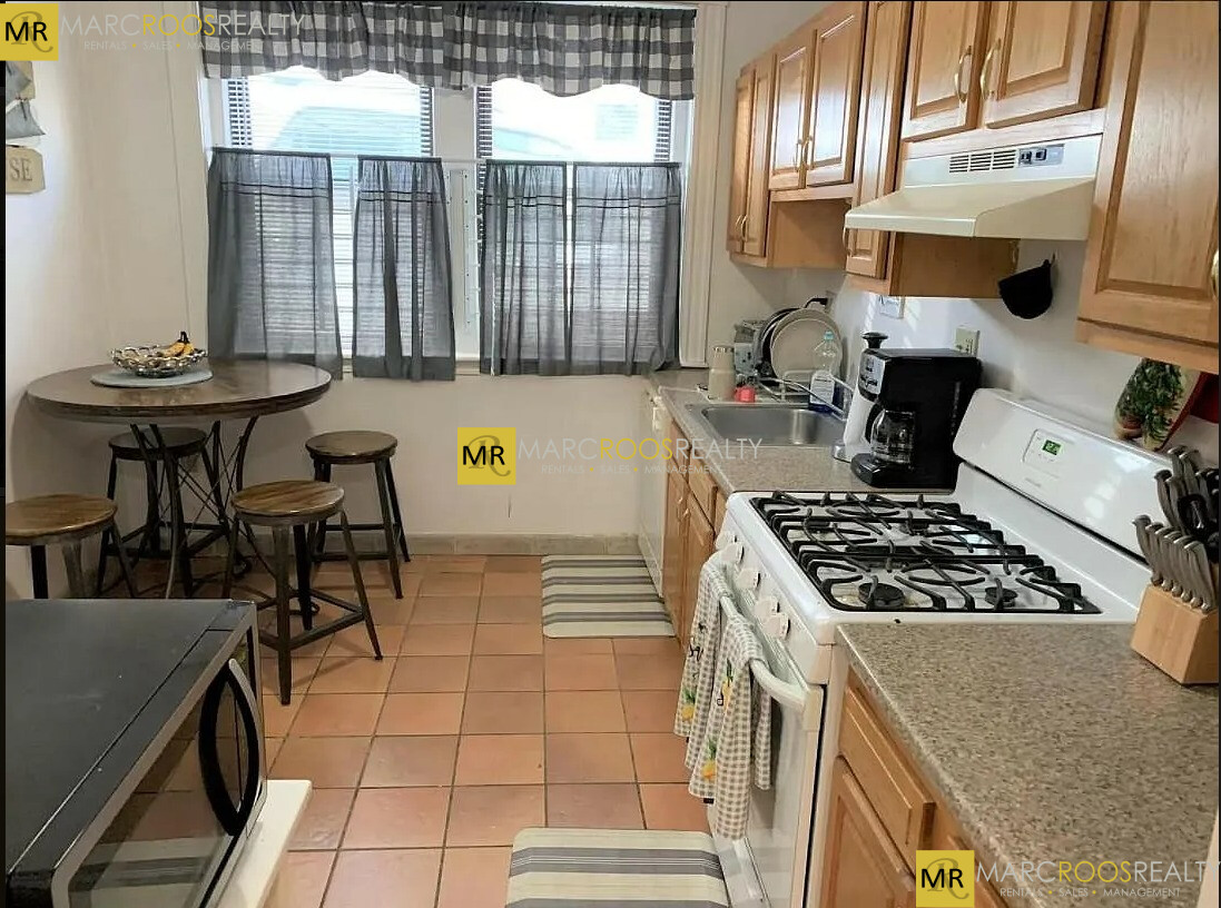 Egremont Rd. Unit 4, Boston